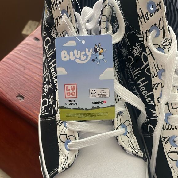 Disney Bluey Men's High Top Sneaker size 11.5 - Picture 2 of 12